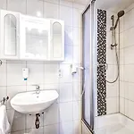 Hotel Alt 3*