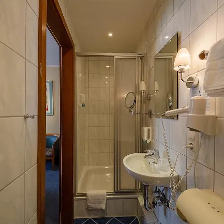 阿尔特蒙特约酒店 3*