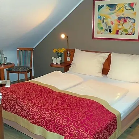 Alt Hotel 3*