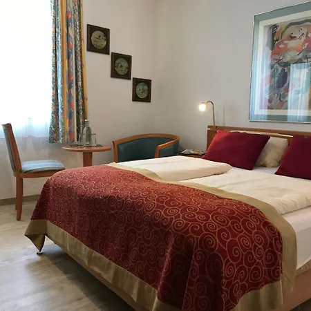 Hotell Alt