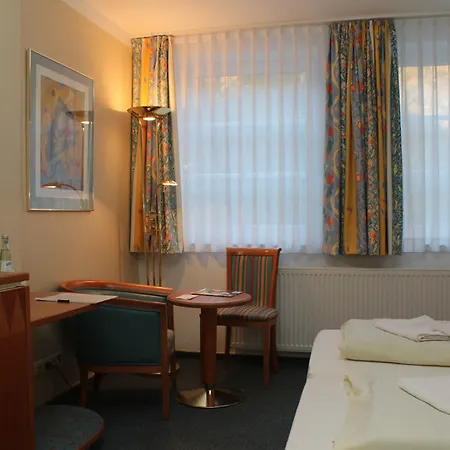 Alt Hotel
