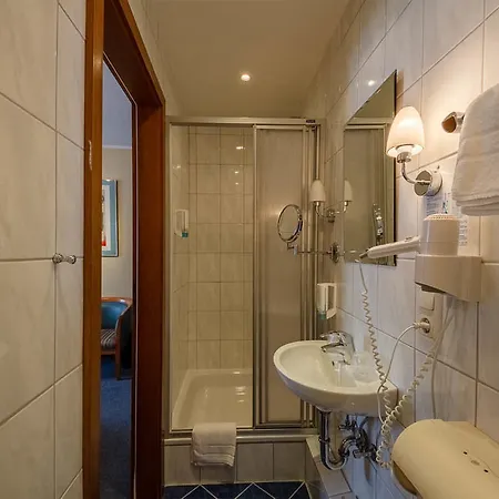 Alt Hotel 3*